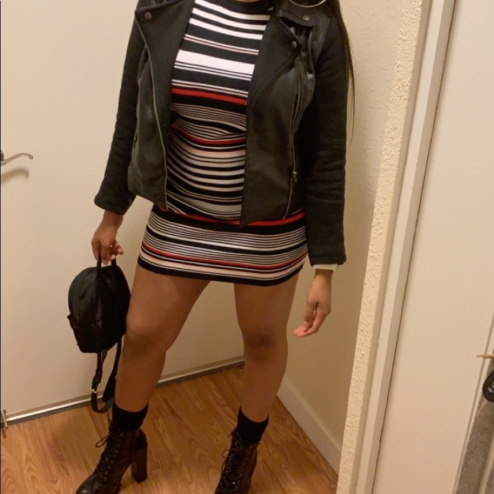 Stripped winter dress - Picture 4 of 4